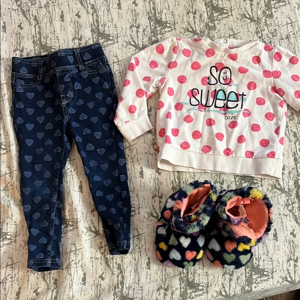 So Sweet Outfit Set with Heart Leggings and Slippers Lot 500